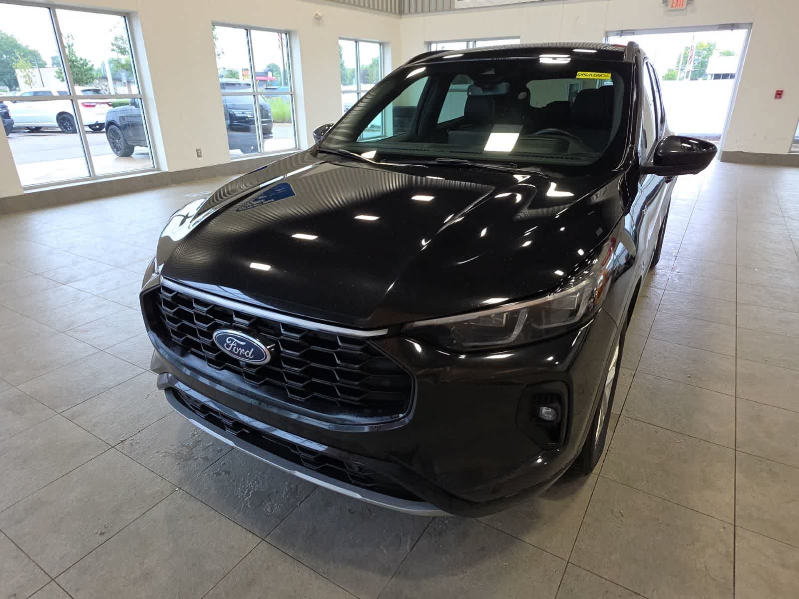 Used 2025 Ford Escape ST-Line Elite w/ Premium Technology Package