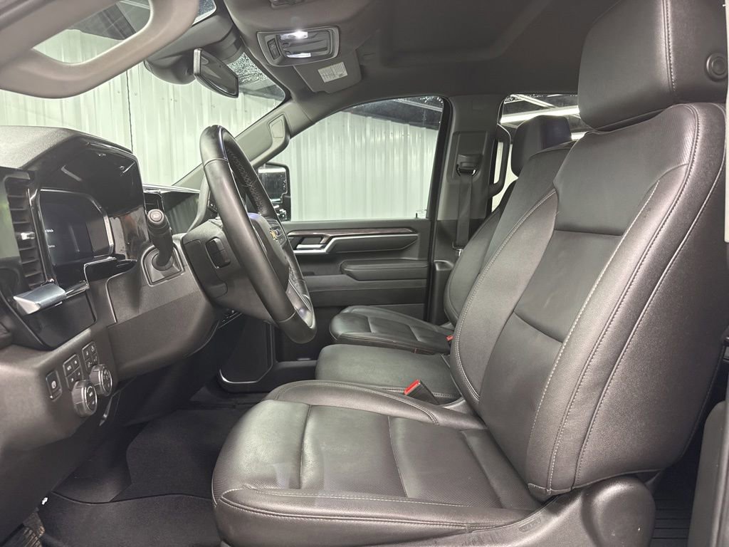 Used 2026 Chevrolet Silverado 3500 LTZ AWD/4WD image 19