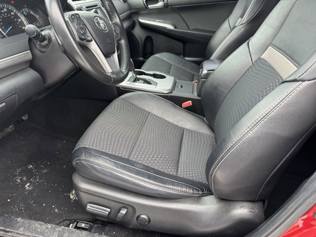 Used 2014 Toyota Camry image 5