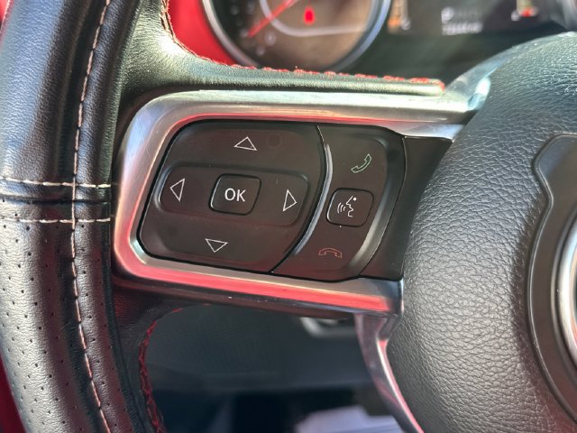 Used 2021 Jeep Wrangler Unlimited Rubicon w/ Cold Weather Group AWD/4WD image 19