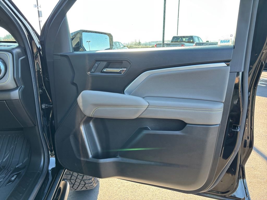 Used 2024 Chevrolet Colorado ZR2 w/ ZR2 Bison Edition image 26