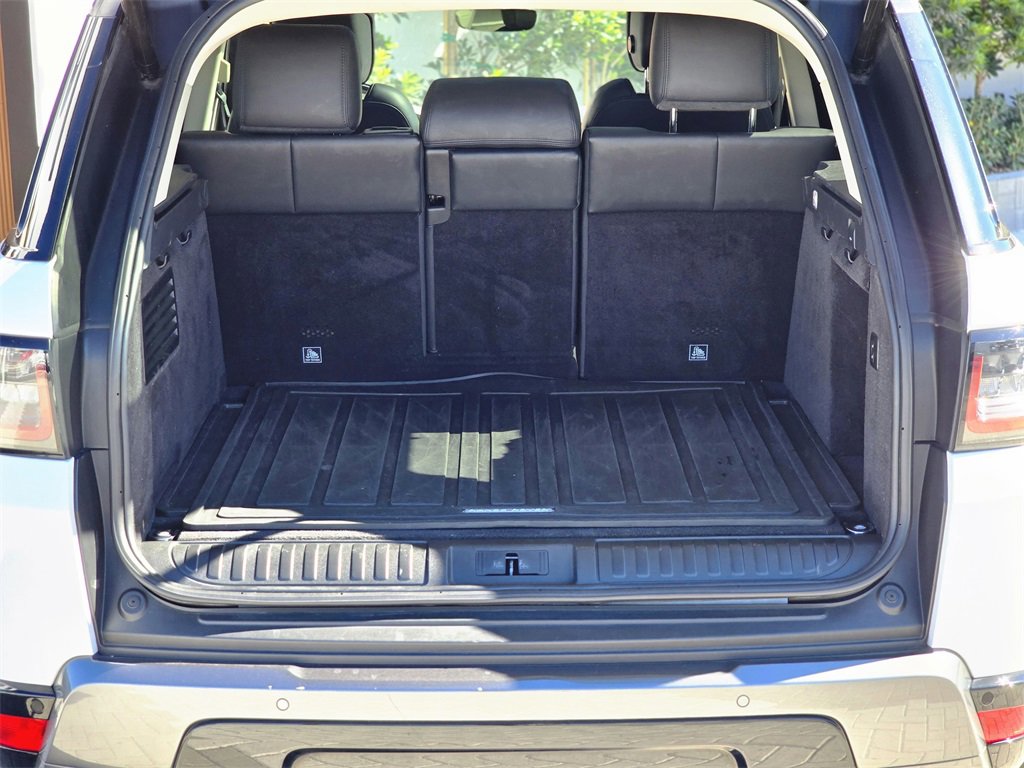 Used 2022 Land Rover Range Rover Sport HSE Silver Edition image 7