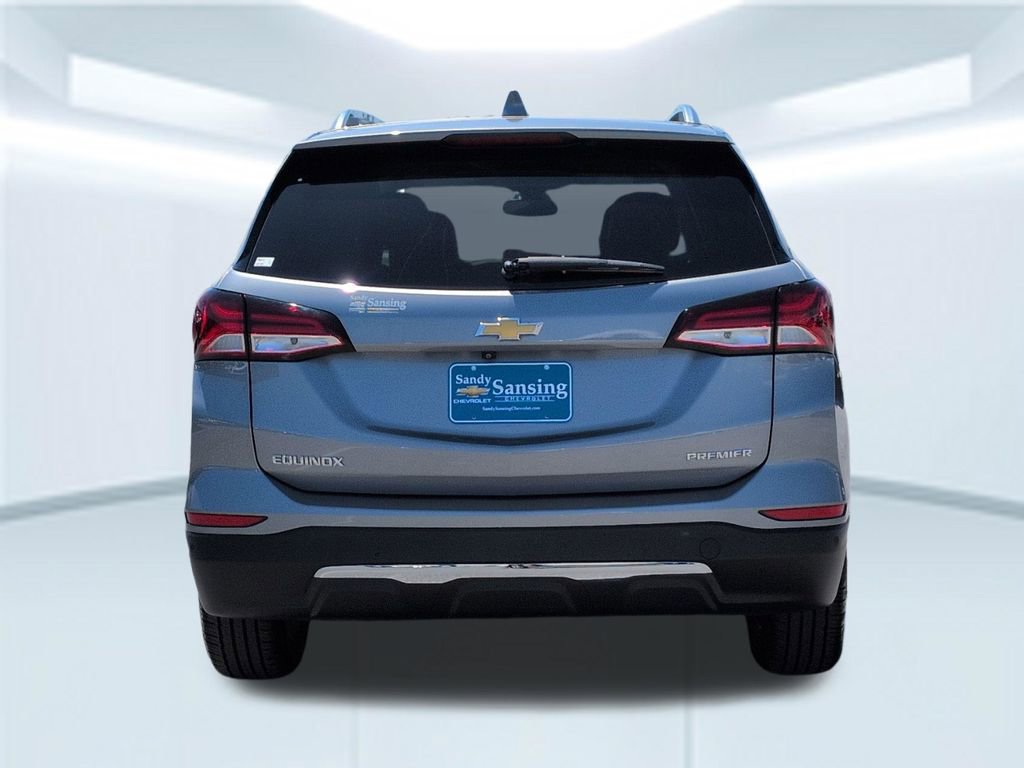 Used 2024 Chevrolet Equinox Premier FWD image 5