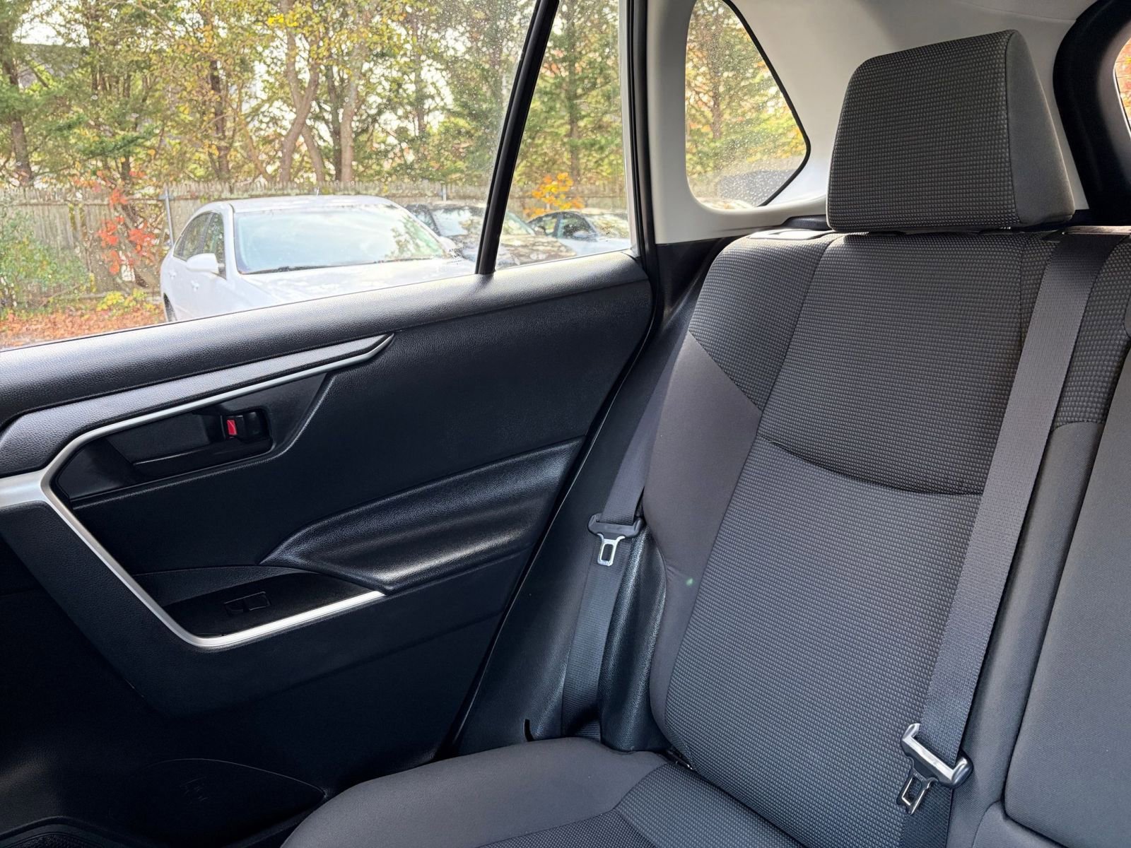 Used 2025 Toyota RAV4 LE image 38