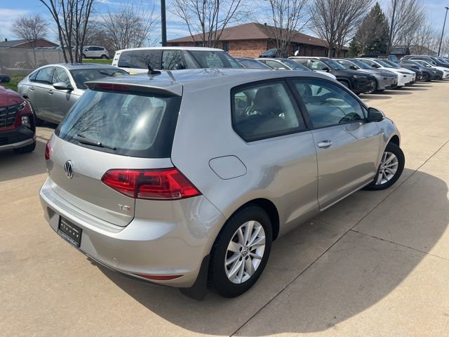 Used 2015 Volkswagen Golf S image 6