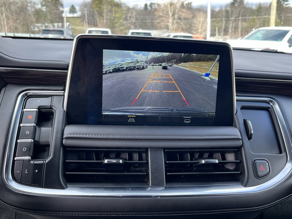 Used 2024 Chevrolet Suburban LT image 7