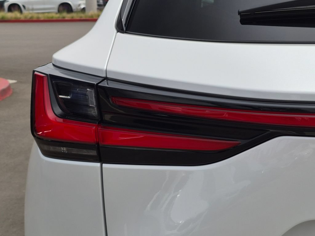 Used 2025 Lexus NX 350h AWD w/ Accessory Package (2T) image 27