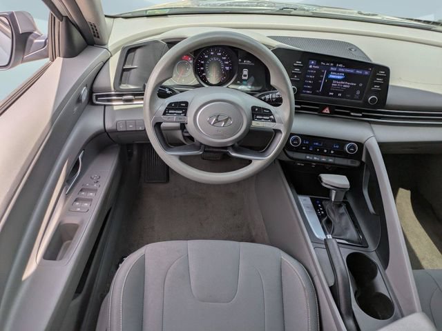 Used 2021 Hyundai Elantra SEL FWD image 16