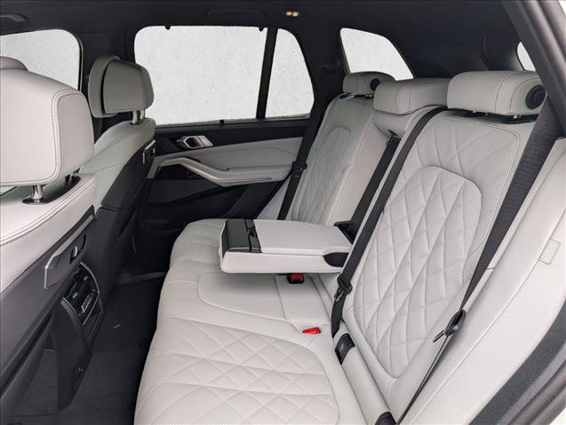 New 2026 BMW X5 sDrive40i w/ Climate Comfort Package image 17