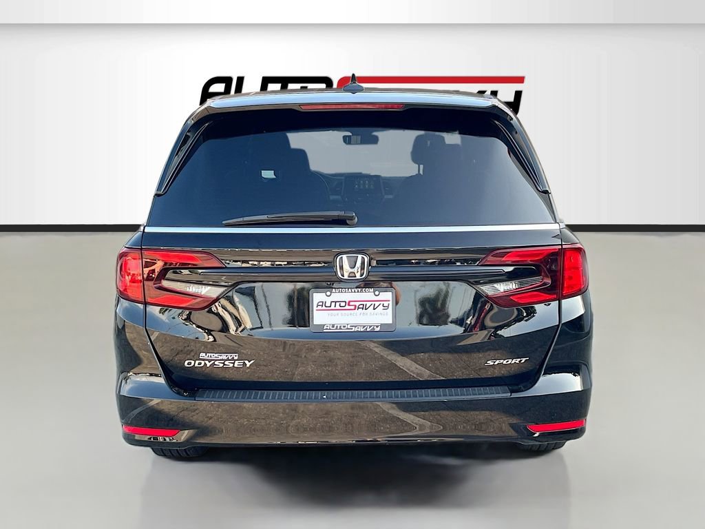 Used 2023 Honda Odyssey Sport image 6