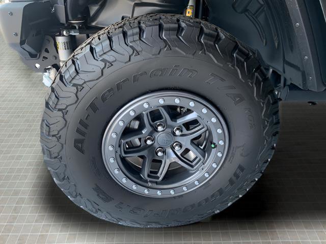 New 2024 Jeep Wrangler Unlimited Rubicon w/ Technology Group image 12