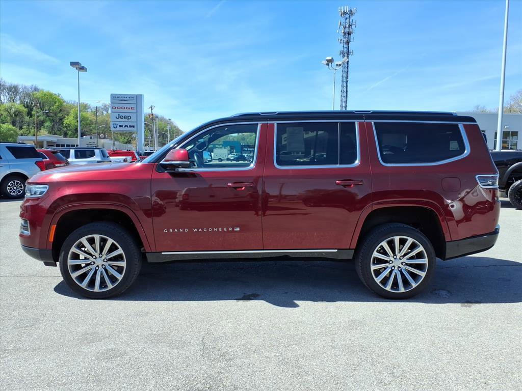 Used 2022 Jeep Grand Wagoneer Series II w/ Convenience Group III image 7