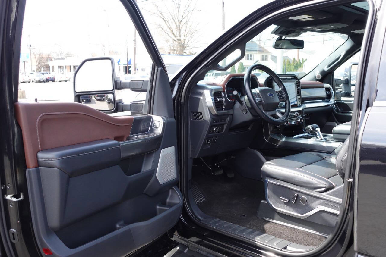 Used 2022 Ford F150 Lariat w/ Equipment Group 502A High AWD/4WD image 18