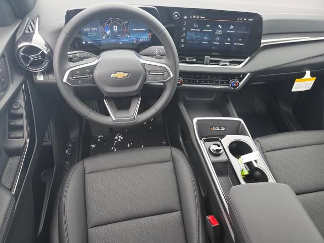 New 2026 Chevrolet Equinox LT w/ Convenience Package II image 3