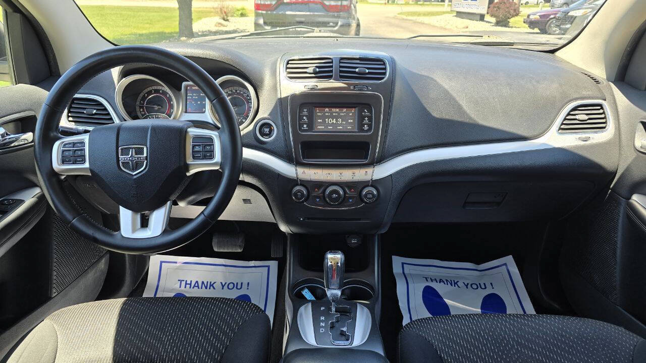 Used 2014 Dodge Journey SXT FWD image 16
