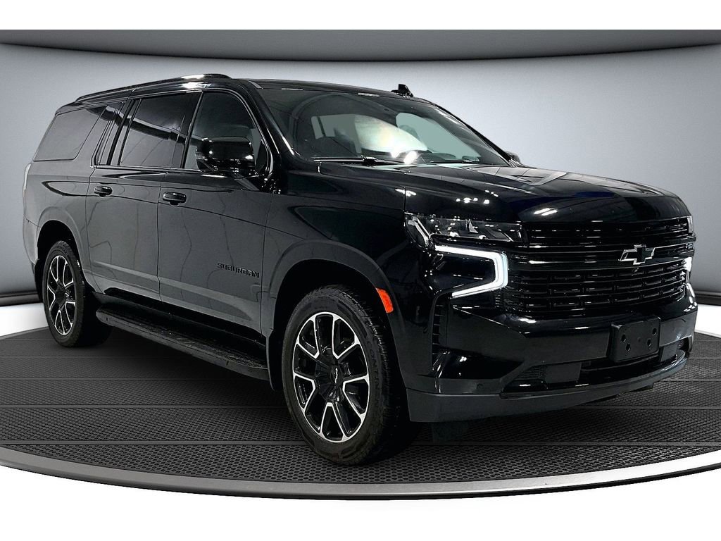 Used 2024 Chevrolet Suburban RST w/ Luxury Package AWD/4WD image 2