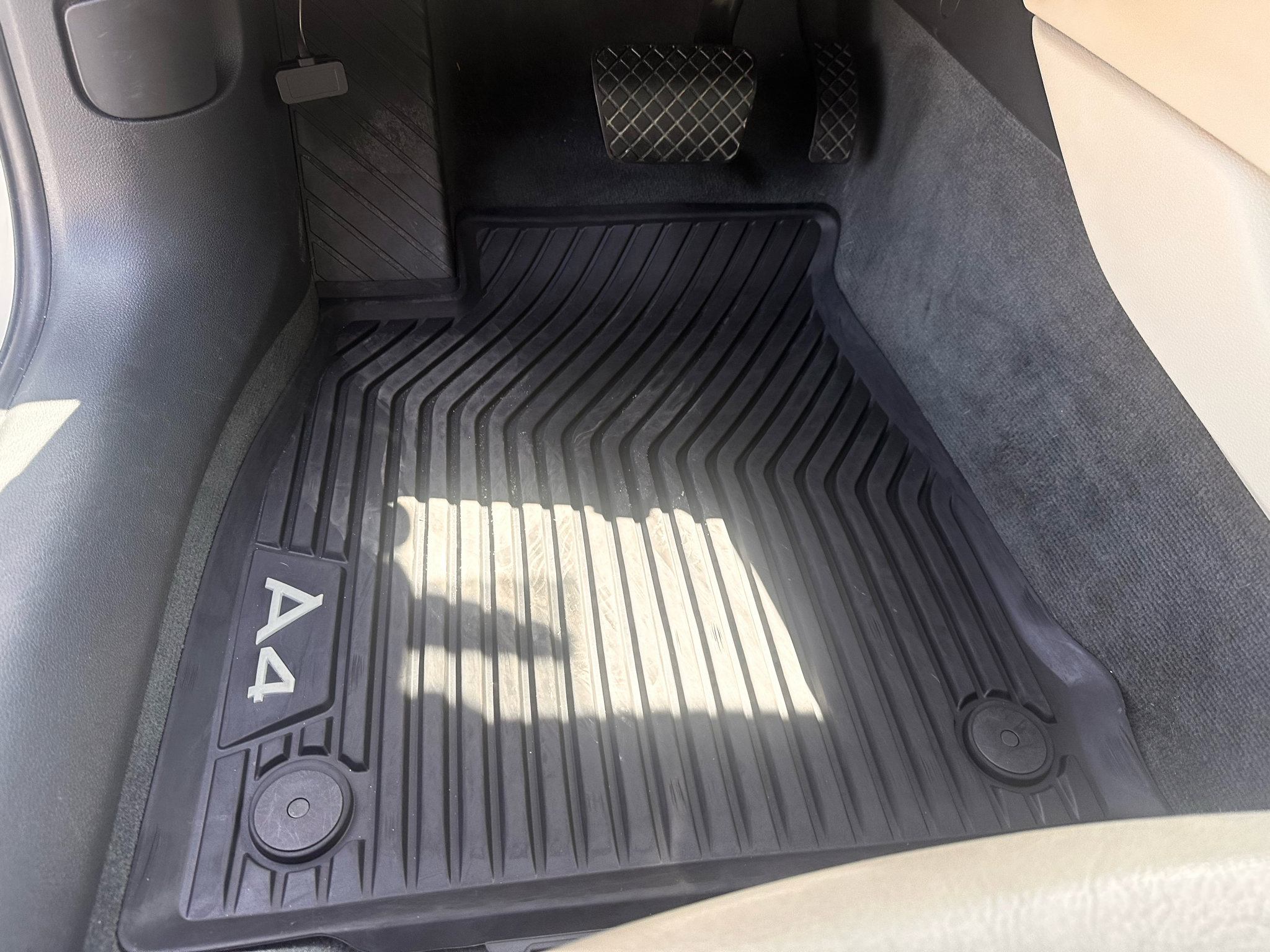 Used 2018 Audi A4 2.0T allroad Prestige w/ Prestige Package image 13