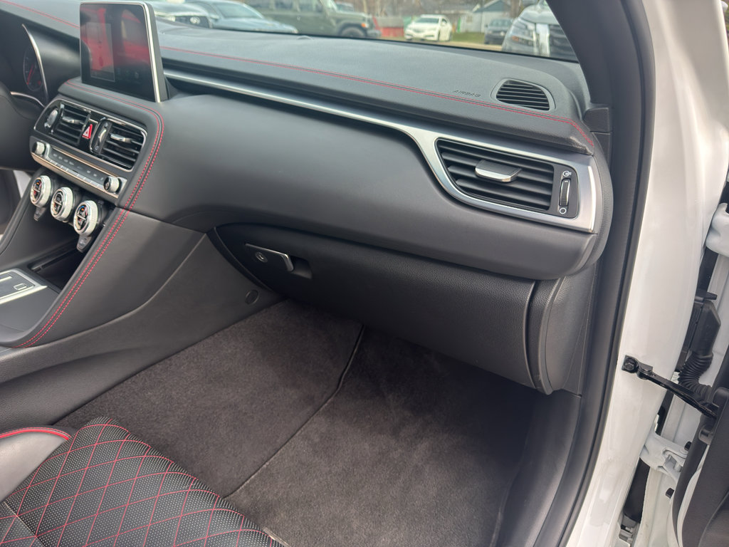 Used 2021 Genesis G70 3.3T w/ Sport Package image 40