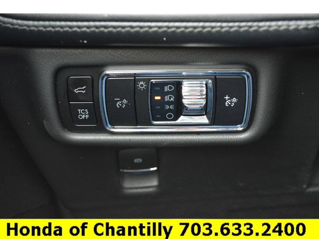 Used 2023 Lincoln Nautilus Reserve AWD/4WD image 27