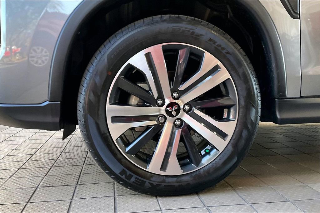 Used 2025 Mitsubishi Outlander Sport ES image 33