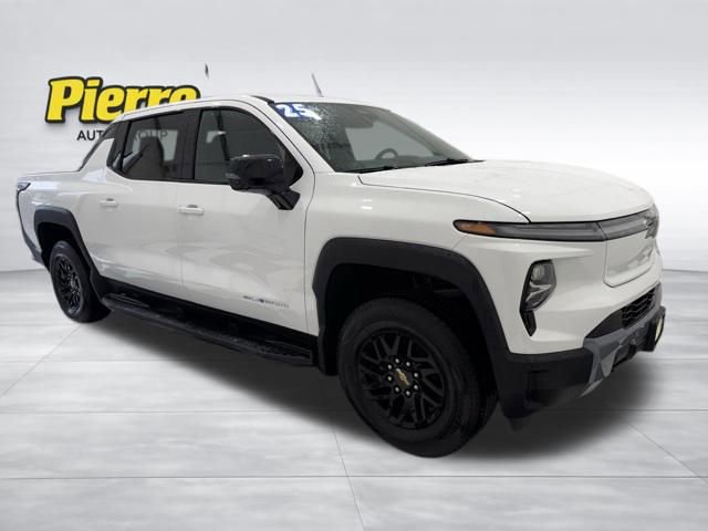 Used 2025 Chevrolet Silverado EV LT image 8