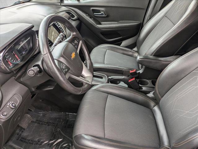 Used 2019 Chevrolet Trax LT w/ LT Convenience Package image 15