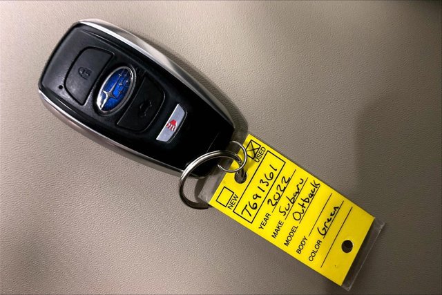 Used 2022 Subaru Outback Premium w/ Popular Package #1 AWD/4WD image 11