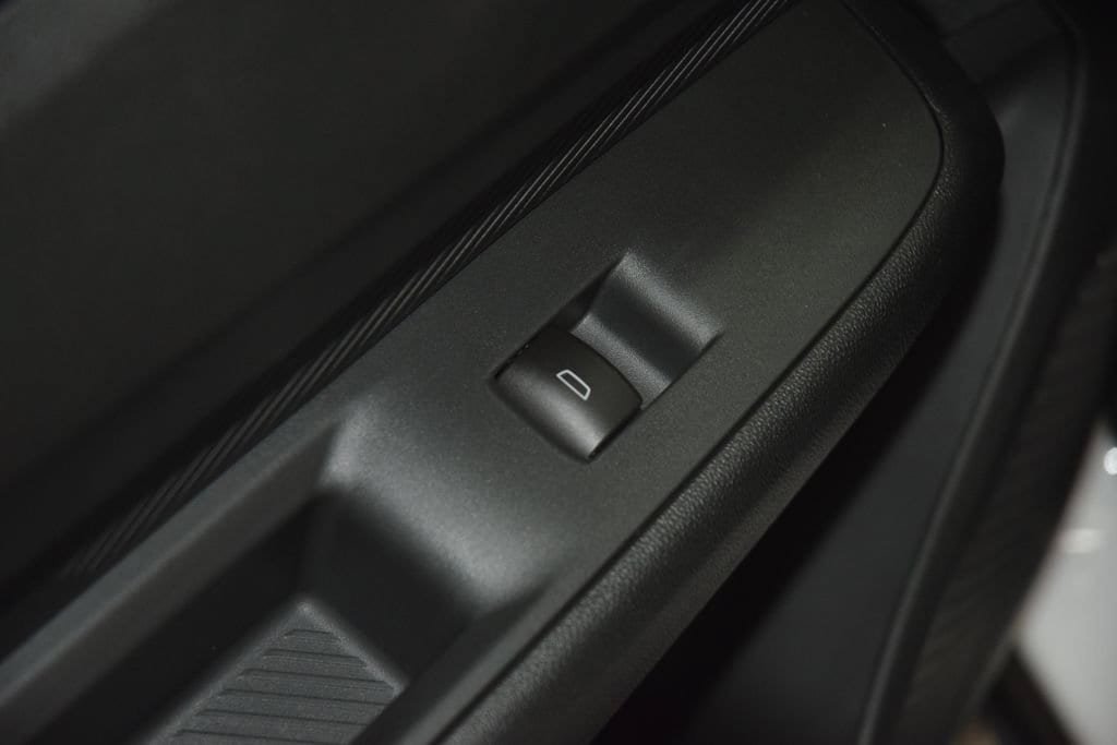 New 2027 Chevrolet Bolt LT FWD image 37