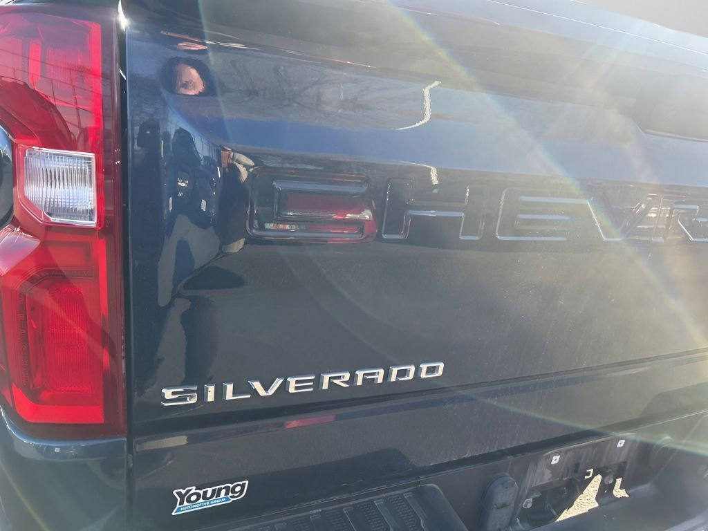 Used 2021 Chevrolet Silverado 1500 RST w/ Safety Package image 18