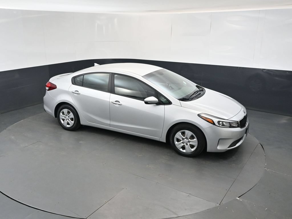 Used 2017 Kia Forte LX FWD image 33
