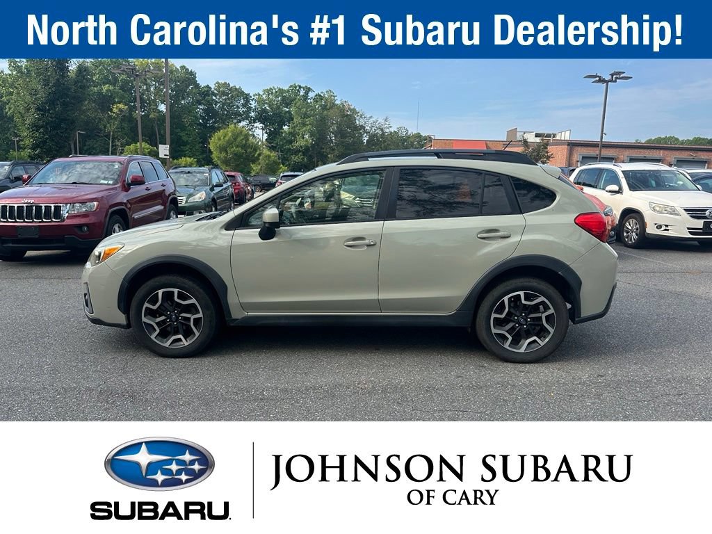 Used 2017 Subaru Crosstrek 2.0i Premium AWD/4WD image 5
