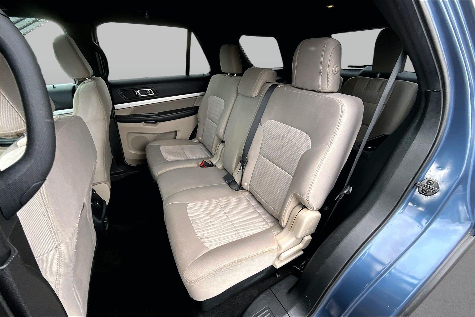 Used 2018 Ford Explorer FWD image 23