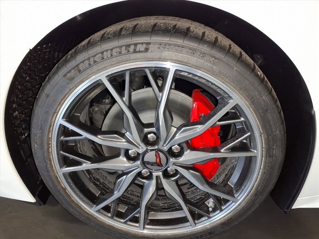 New 2026 Chevrolet Corvette Stingray Coupe w/ Battery Protection Package image 6