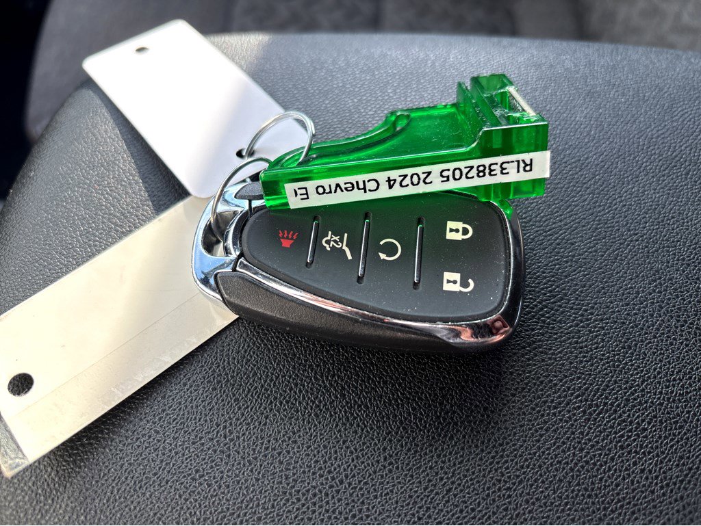 Used 2024 Chevrolet Equinox LT image 36