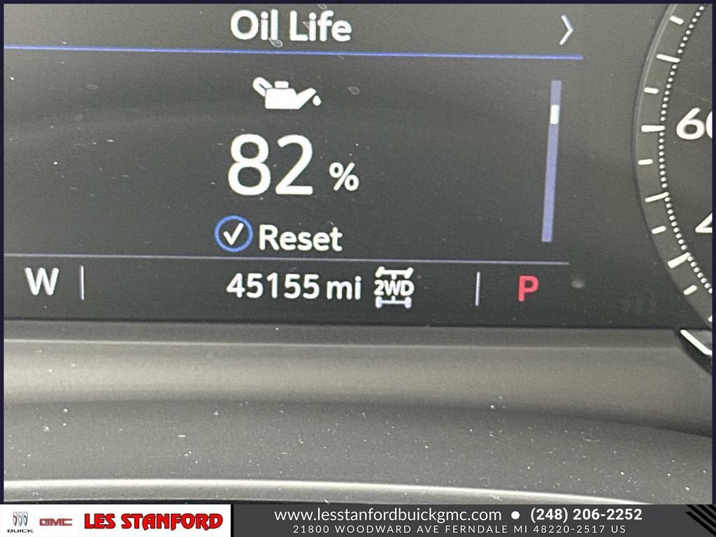 Certified 2025 Cadillac XT6 Premium Luxury AWD/4WD image 24
