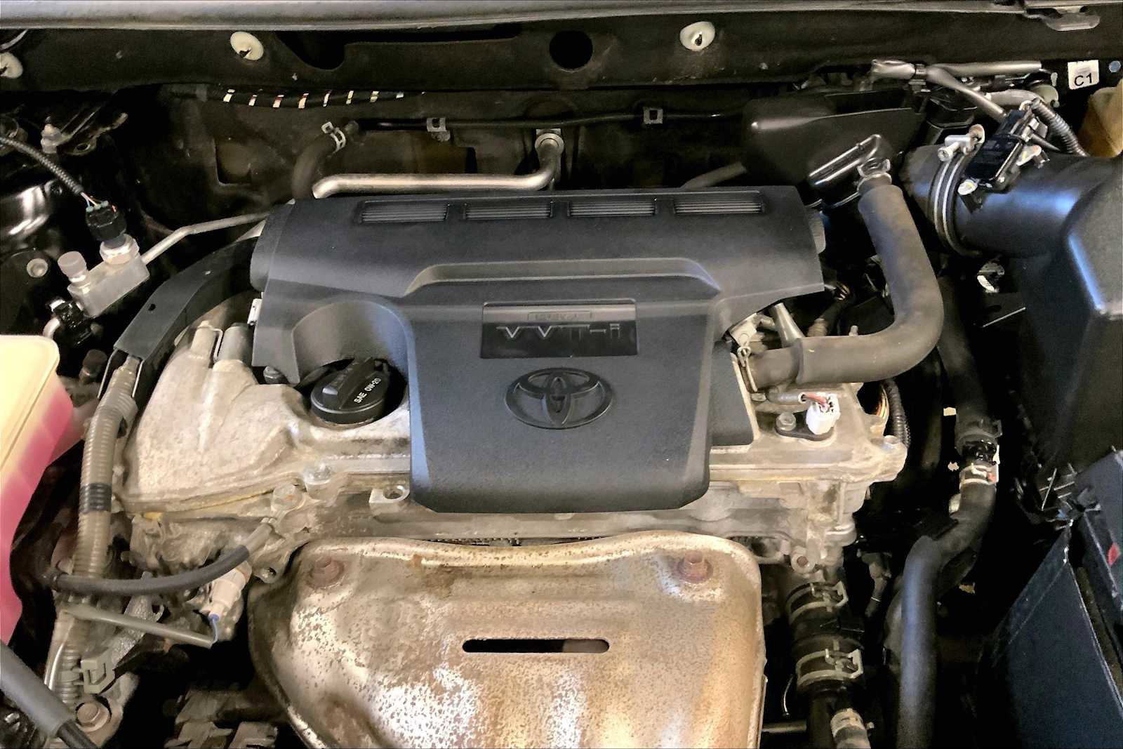 Used 2017 Toyota RAV4 LE w/ Carpet Mat Package image 26