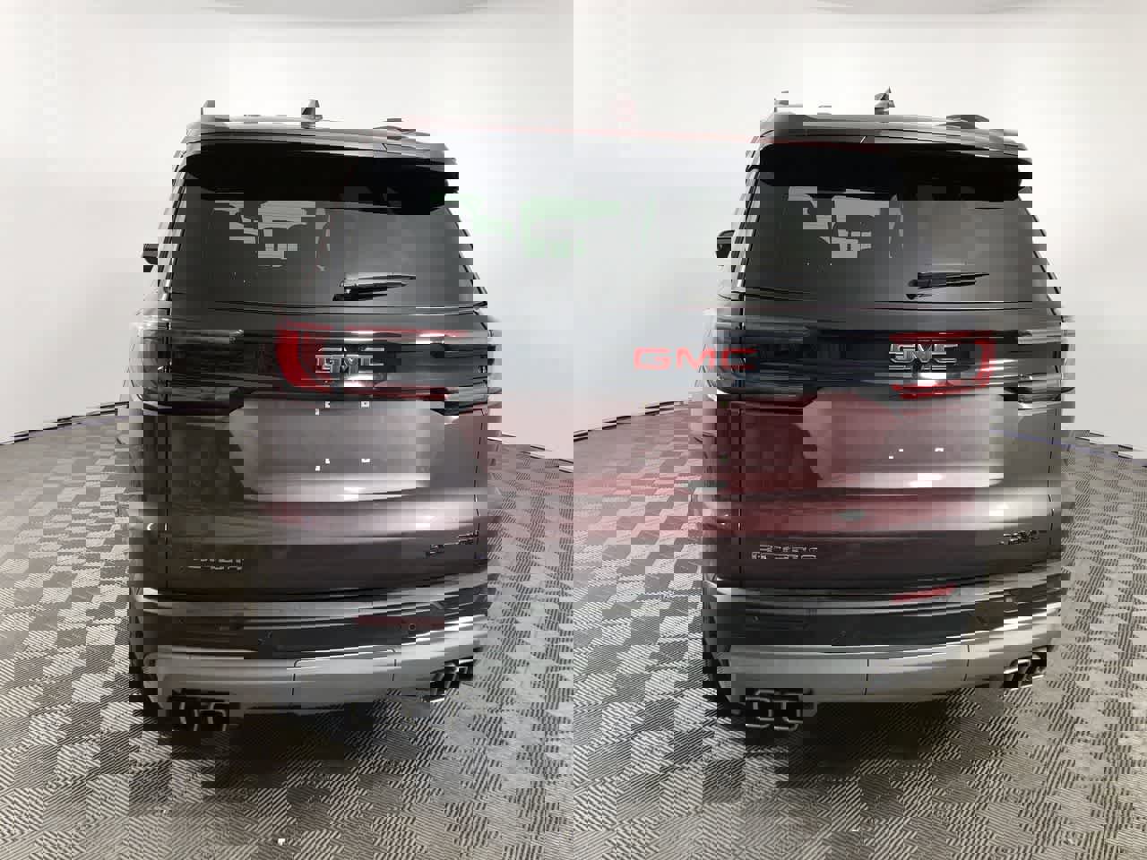 Used 2025 GMC Acadia Elevation image 3