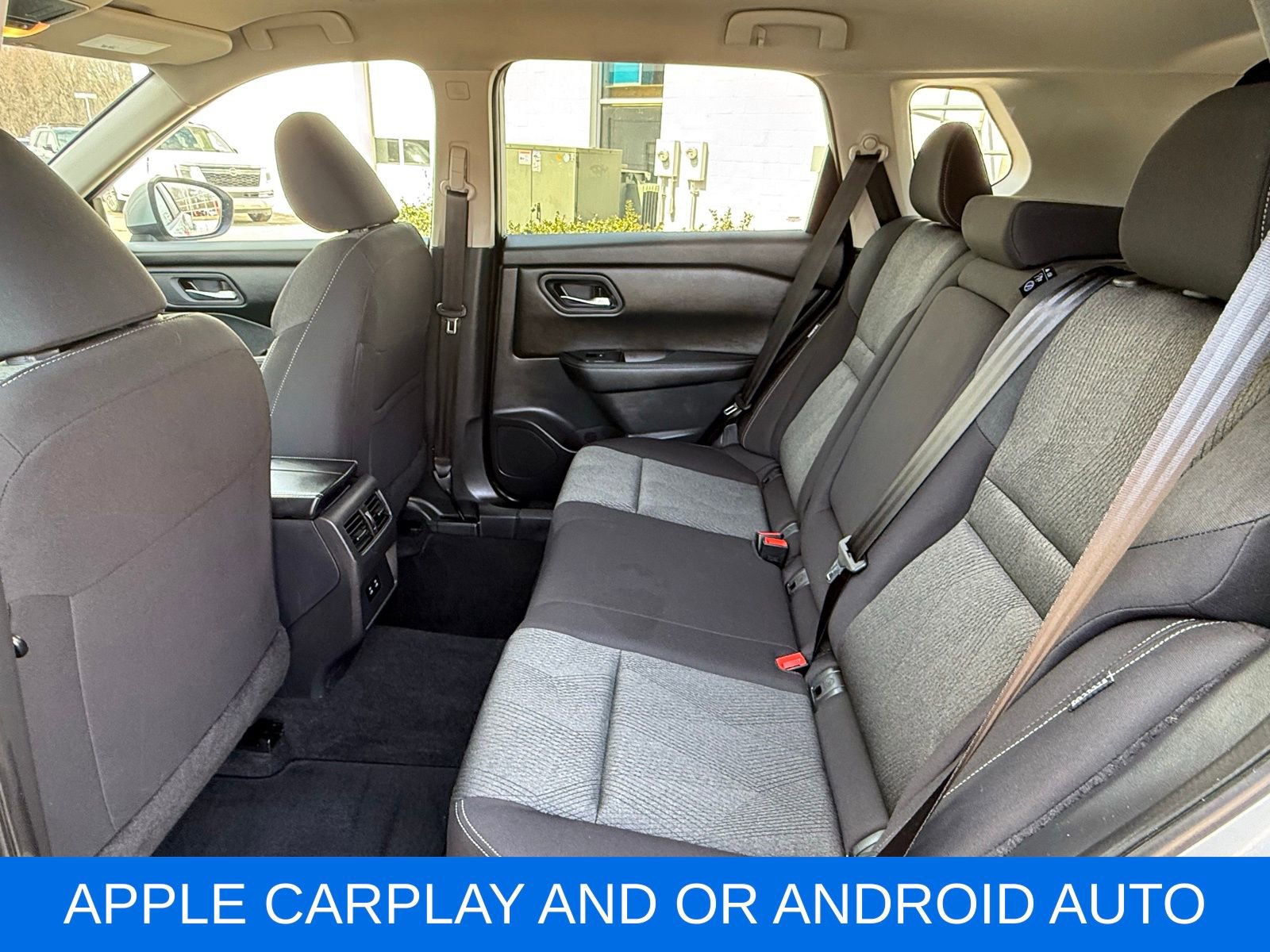 Used 2024 Nissan Rogue SV image 17