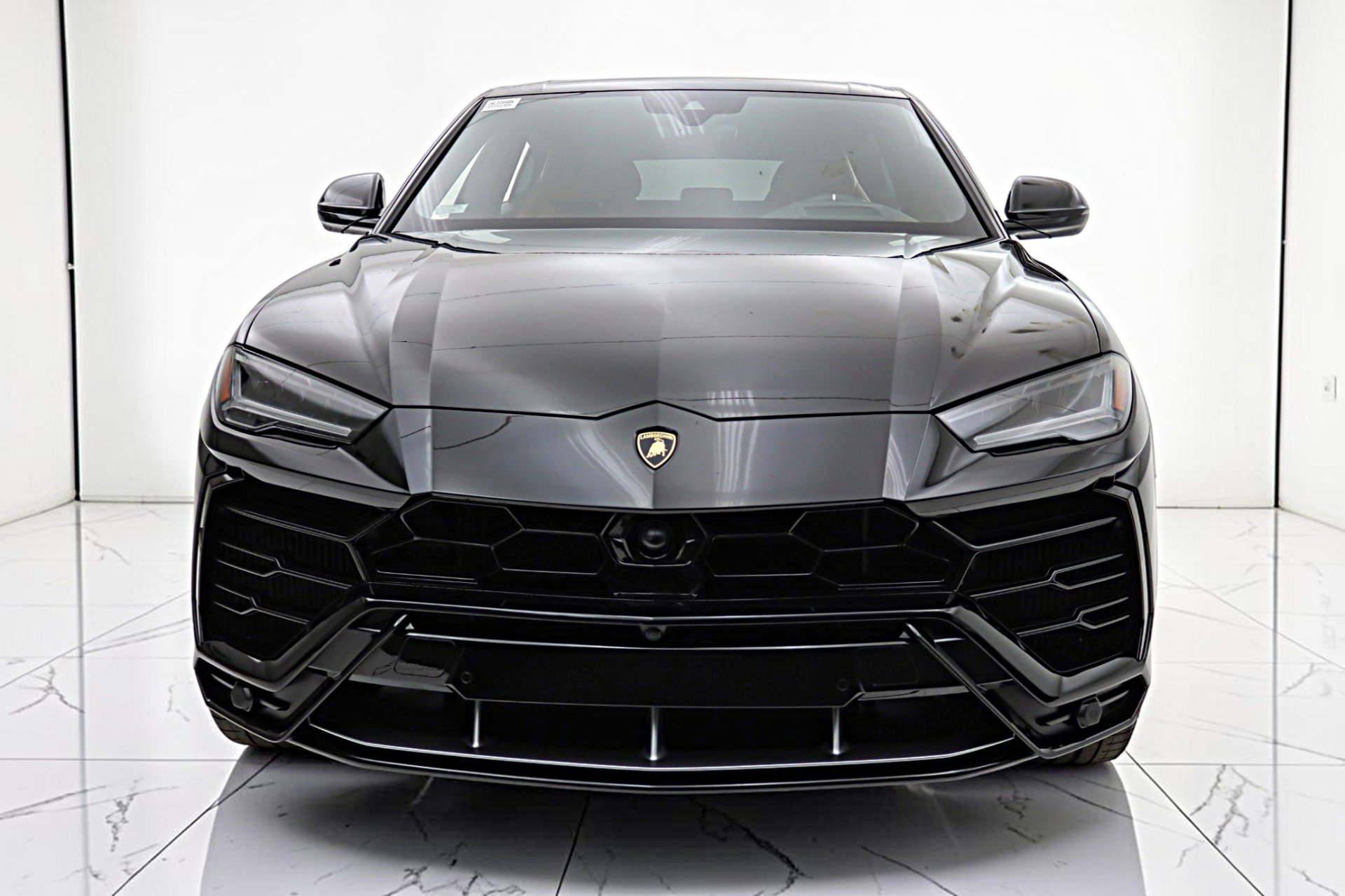 Used 2019 Lamborghini Urus AWD/4WD image 23