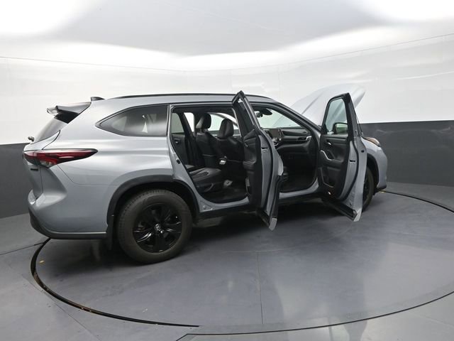 Used 2024 Toyota Highlander XLE image 51