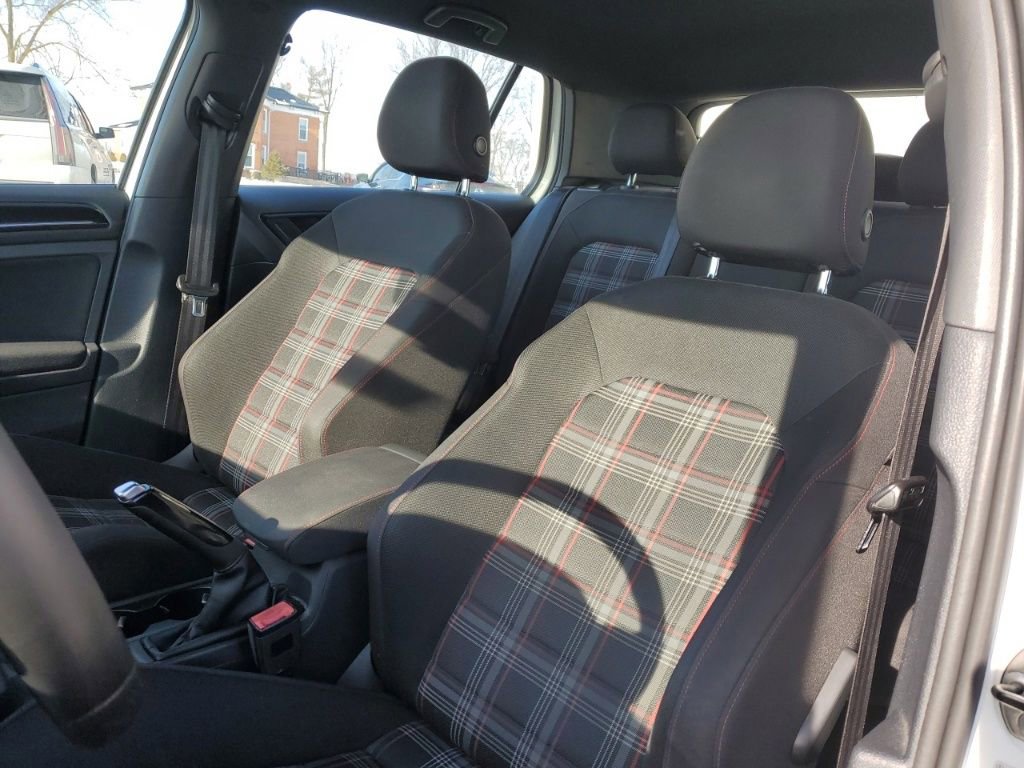 Used 2016 Volkswagen GTI S image 29