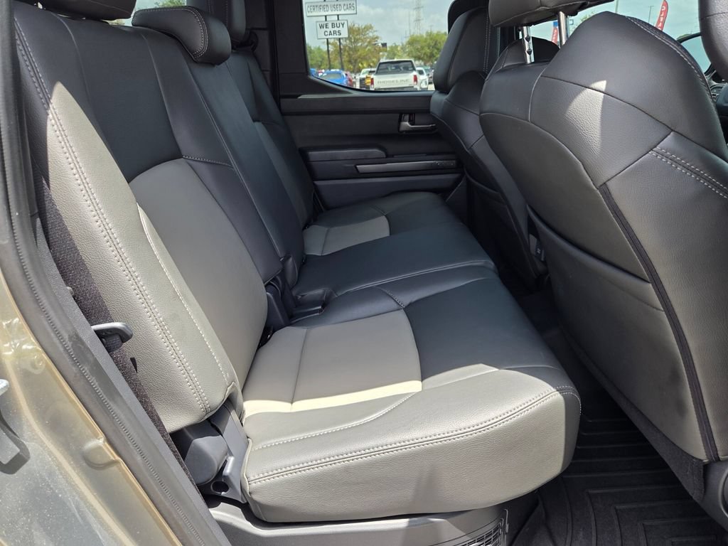 Used 2025 Toyota Tacoma TRD Off-Road AWD/4WD image 17