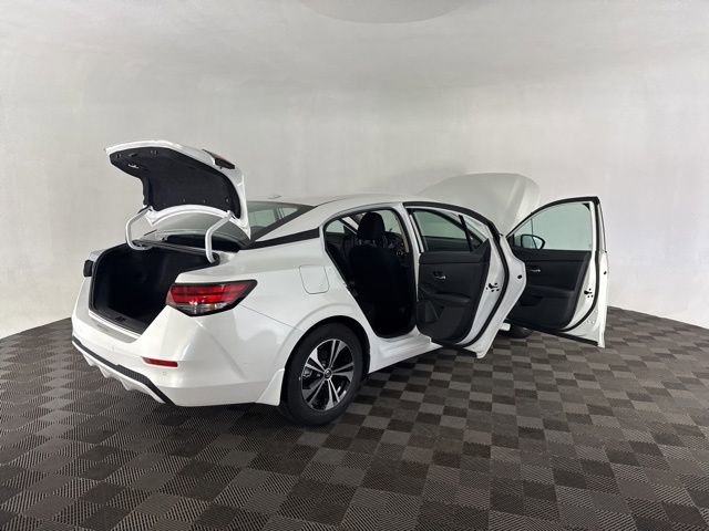 Used 2022 Nissan Sentra SV w/ All-Weather Package image 18