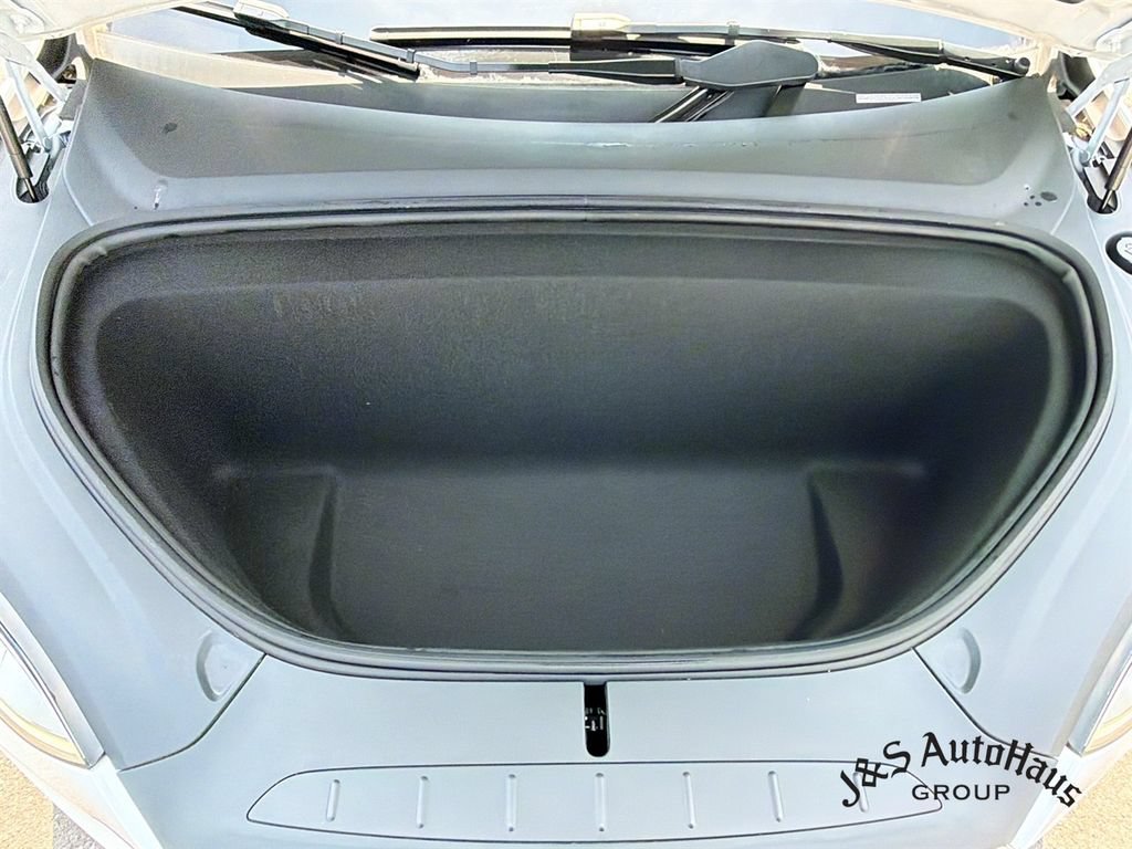 Used 2022 Tesla Model X AWD/4WD image 37