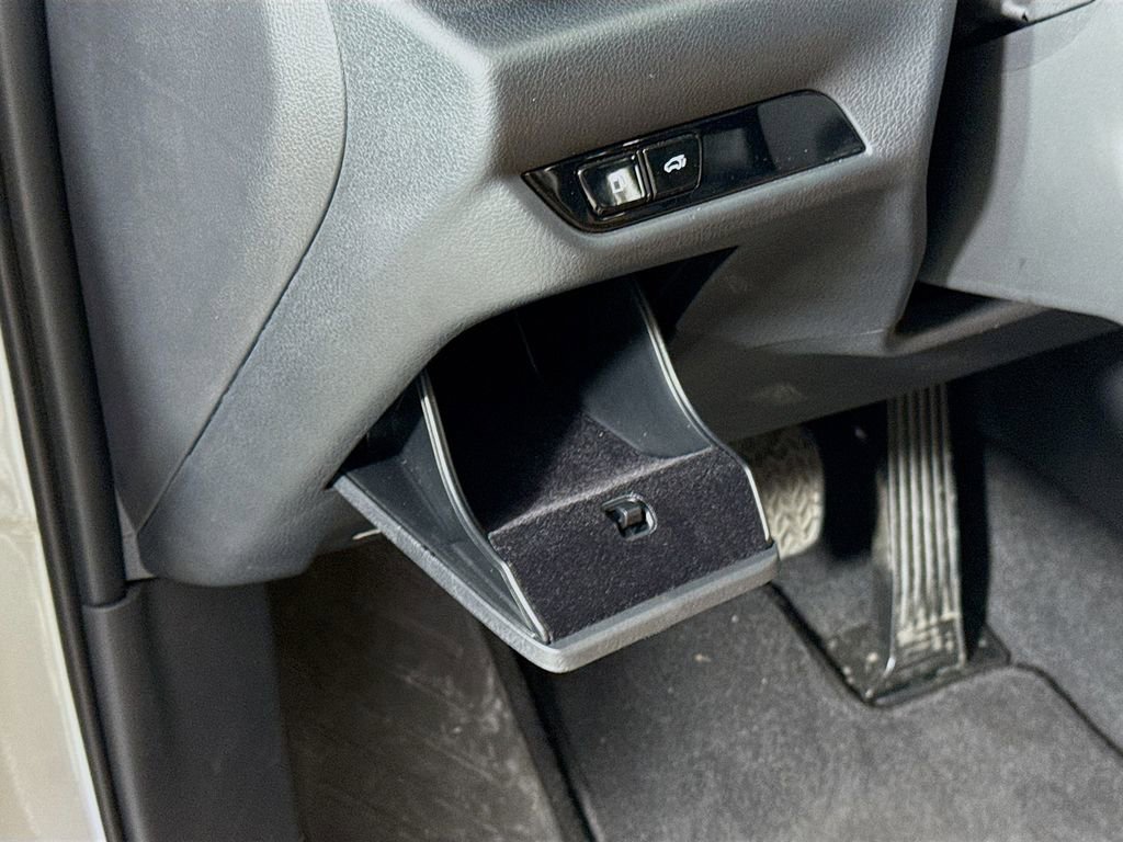 Used 2025 Lexus NX 250 FWD w/ Premium Package image 10