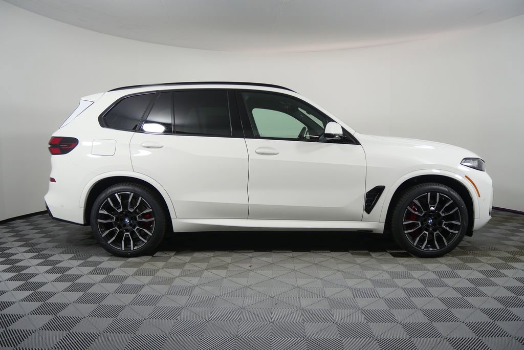 Certified 2026 BMW X5 xDrive50e w/ M Sport Package image 2