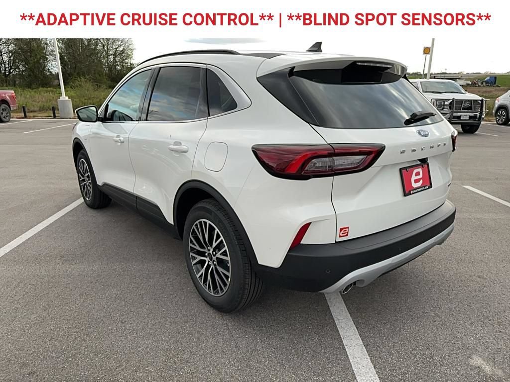 New 2025 Ford Escape SE FWD image 6