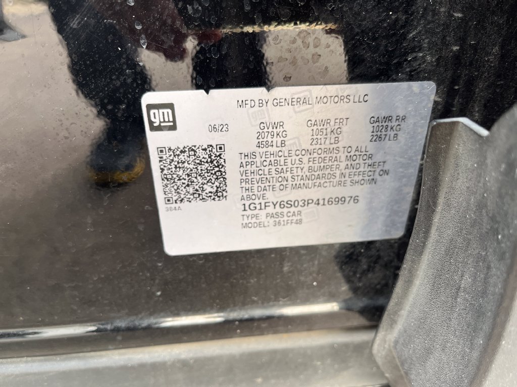 Used 2023 Chevrolet Bolt EUV LT FWD image 29