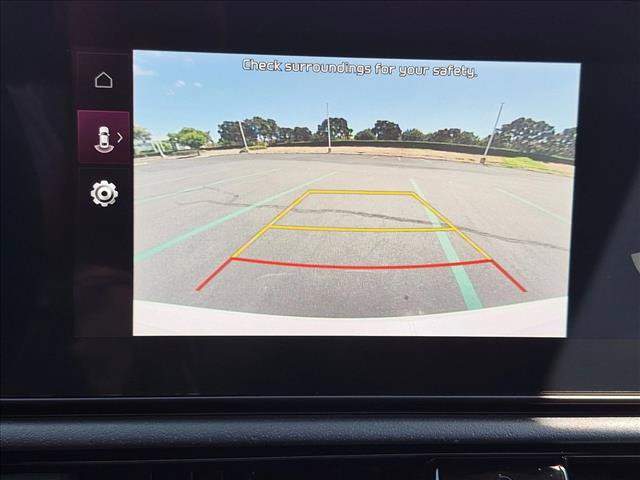 Used 2024 Kia Niro EX Touring FWD image 14