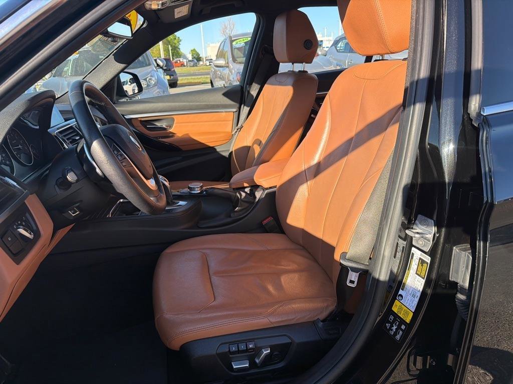 Used 2018 BMW 330i xDrive Sedan image 14